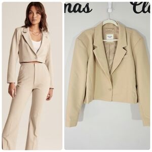 Abercrombie & Fitch Cream Cropped Blazer Tailored Fit Size XXL NEW